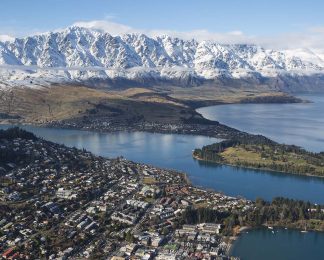 KJet, Jet Boat, Queenstown, Kawarau River, Shotover River, Lake Wakatipu, New Zealand, 360 spins
