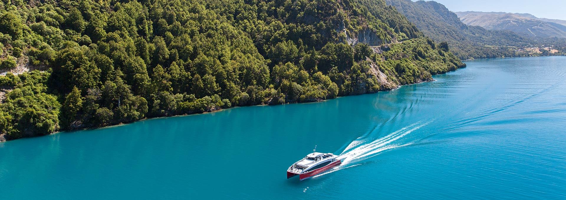 Jet boat Queenstown + Lake Cruise New Zealand