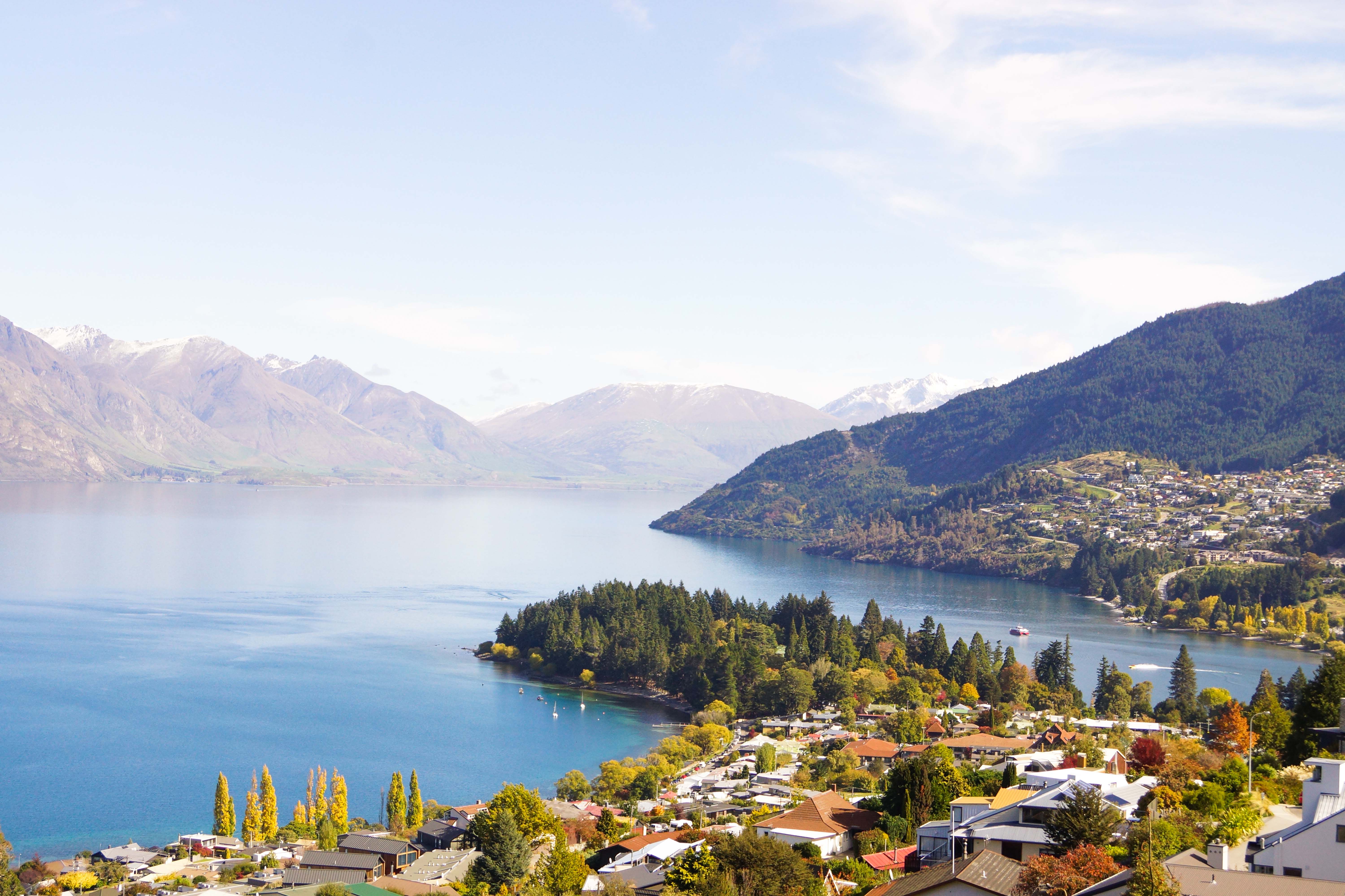 KJet Lake Wakatipu in Queenstown