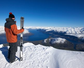 Ski in Queenstown