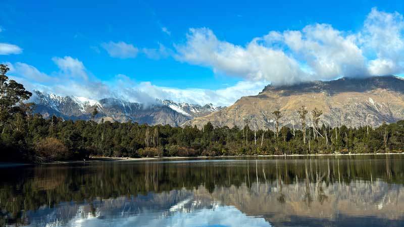 Bobs Cove is a stunning, short hike just outside of Queenstown